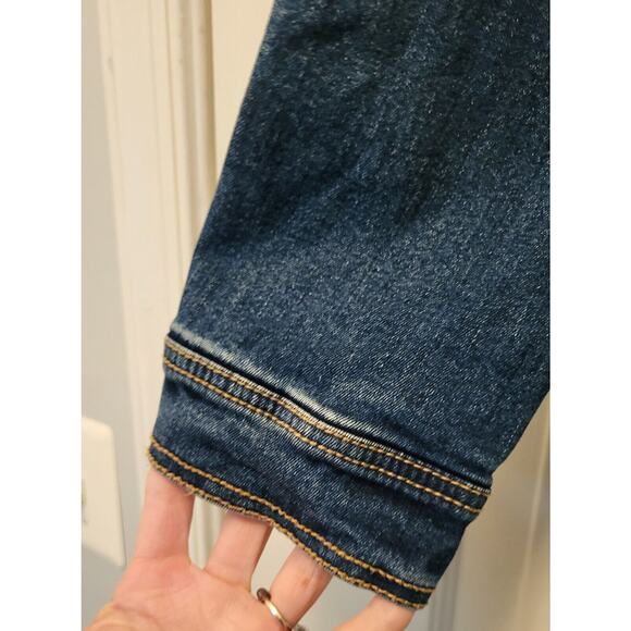 Torrid Denim Short Jean Jacket Womens Size 2 Blue Button Up (Size Plus 18-20) - Picture 5 of 13